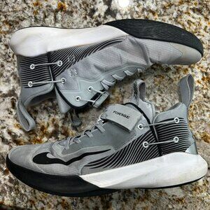 Nike Precision 4 IV Flyease Grey Mens Sz 11 Wide Sneakers Shoes CV3452-002